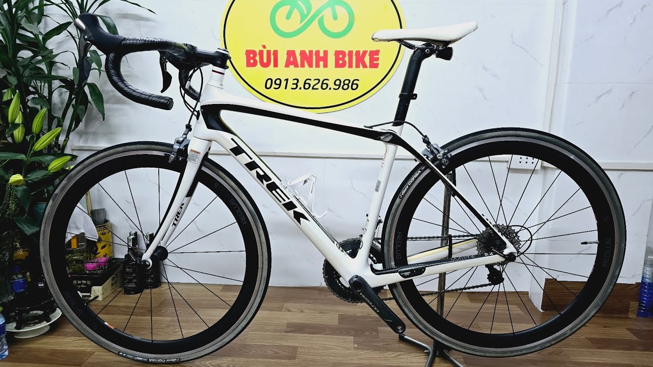 (ĐÃ CỌC)TREK DOMANE 5.2 IMỸ khung vành CARBON gr ULTEGRA 6800 2x11 JAPAN s 45-51 ĐT:0913626986