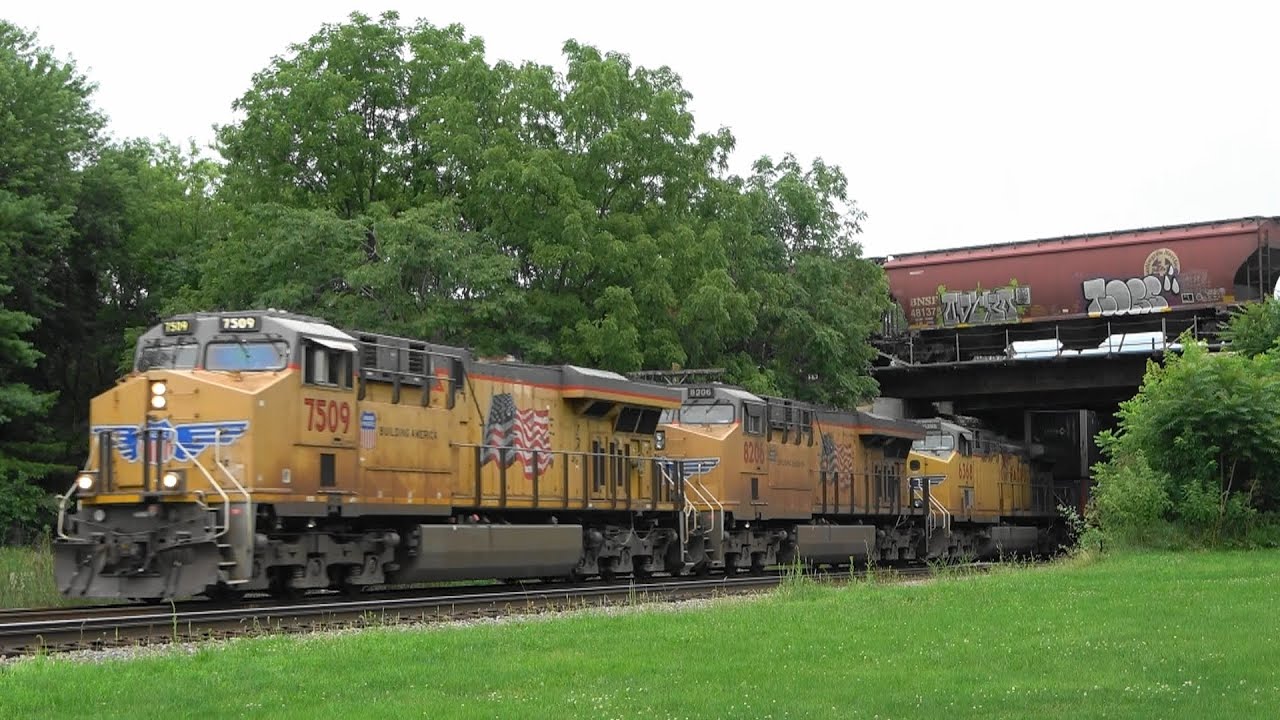 BNSF Grain Meets UP Stack Train, Galesburg, IL 7/9/24