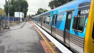 Alstom comeng departing Newmarket