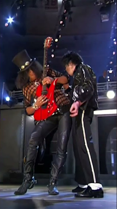 Michael Jackson with Slash Live 'BEAT IT'