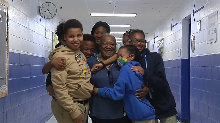 District Substitute Teacher of the Year Joyce Ray