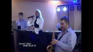 Formatia Acord din Husi (Dodoi)  LIVE 2.mpg