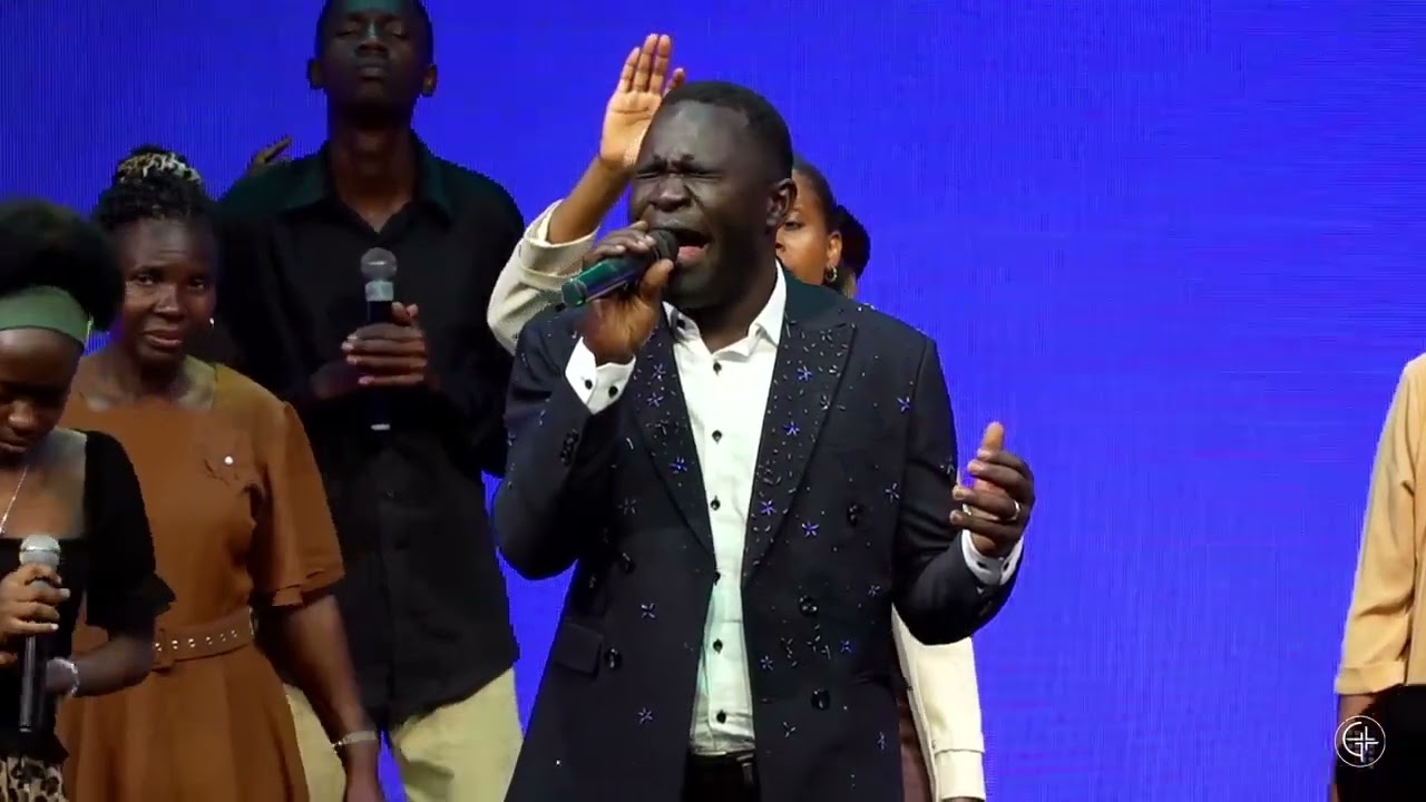 Apostle Jonathan Babara live worship at Glow women's conference at Gaba community church 