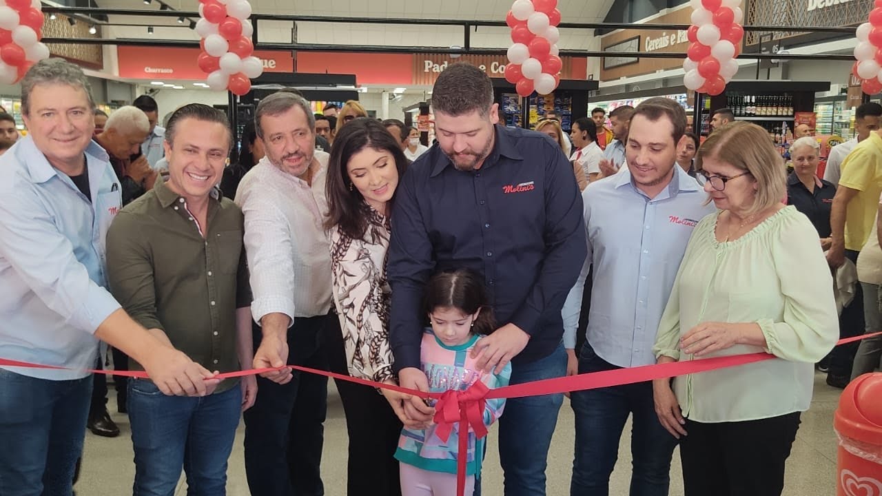Molinis Super Center é reinaugurado em Jacarezinho