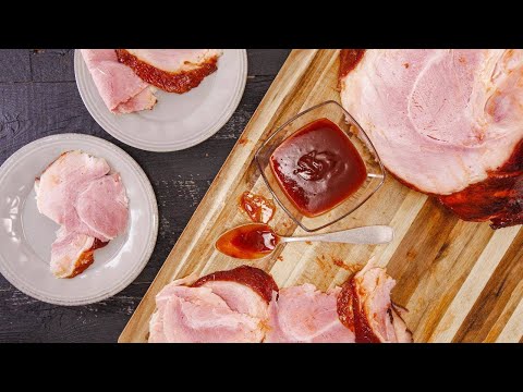 5-Ingredient Smoked Ham Glazed with Maple Syrup