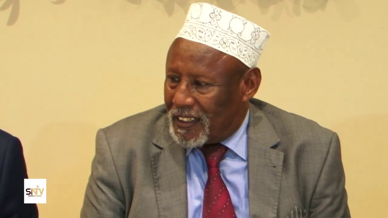 Xubno Ka Socda Barlamaanka Puntland oo Muqdisho Kula Kulmay Aqalka Sare puntland military