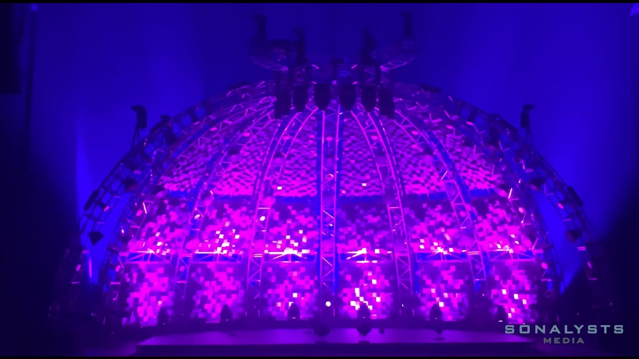 The Making Of Chris Stapleton's 2017 Tour Set