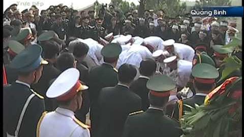 Ca khúc : Đại tướng Võ Nguyên Giáp Người là bài ca bất tử (nhạc Xuân Lâm -thơ bs Nguyễn Văn Tuấn)