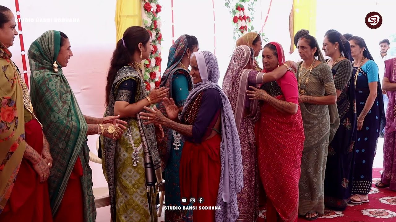 Maher Wedding | Modhvadiya Family | Ambaramba | Gujrati Lagan Geet | Studio Bansi Sodhana