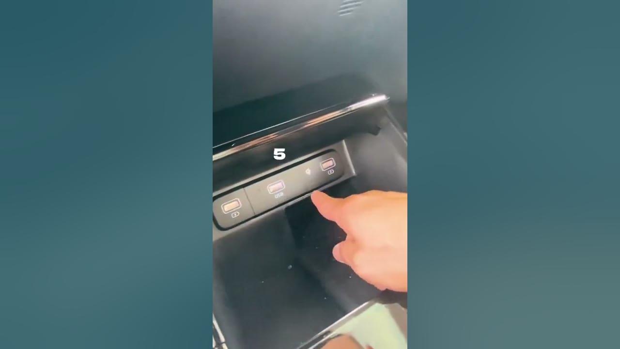 How many USB ports does the Kia Sorento Hybrid have? #shorts - YouTube