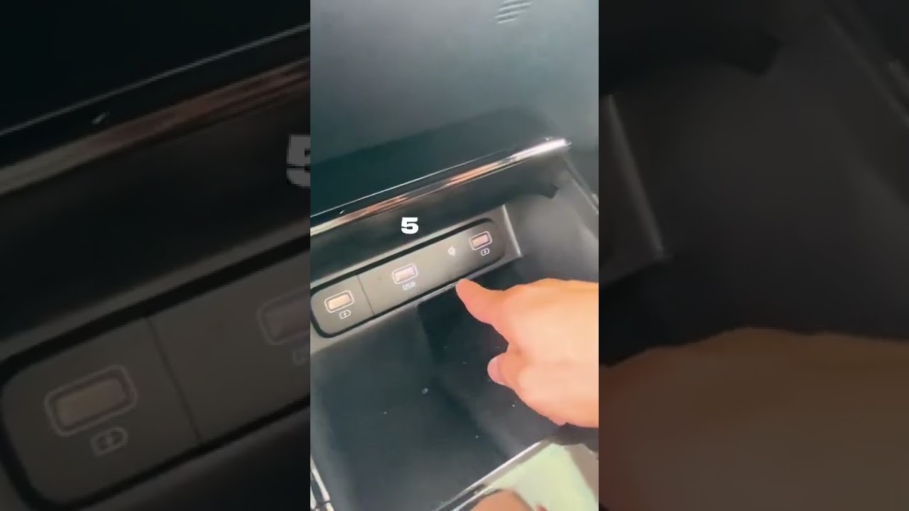 How many USB ports does the Kia Sorento Hybrid have? #shorts