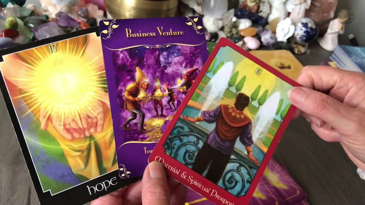 Aquarius November 2020 Tarot Dont Compromise on a BIG DECISION ! BUSINESS OPPORTUNITIES AWAIT