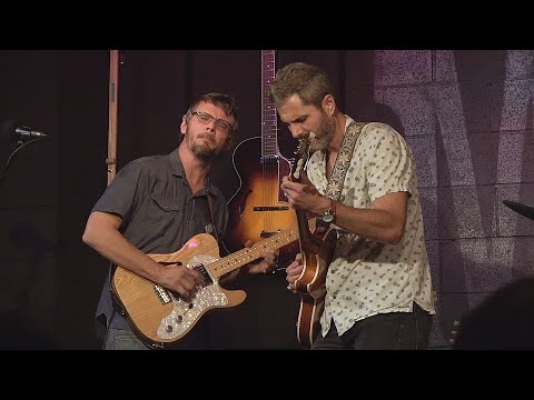 North Mississippi Allstars - Mean Old World - Live at McCabe's
