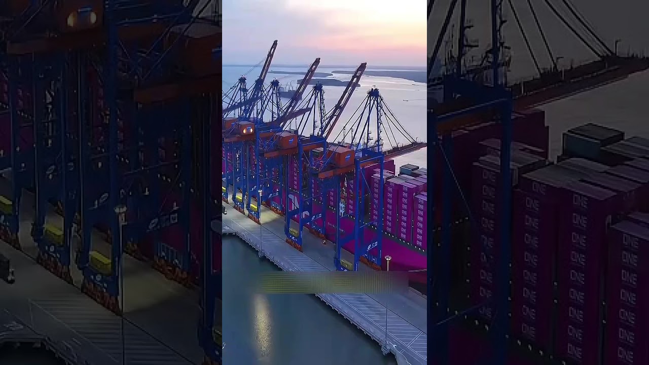 How a Stuck Ship Cost $10 Billion a Day 