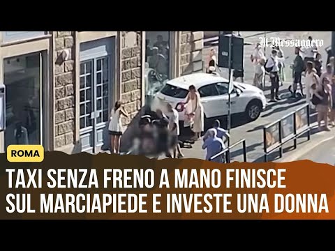 Video Roma, incidente a Via del Tritone: taxi senza freno a mano invade il marciapiede e investe una donna