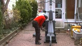 Weider Platinum Gym Larry Vee, Juggler - YouTube