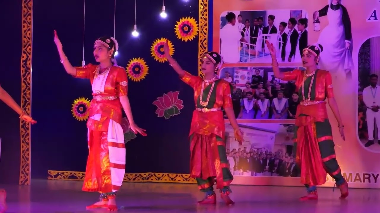 Prayer Dance Song in Hindi : प्रभु तेरी महिमा..... by  St. Mary's School of Nursing Students.
