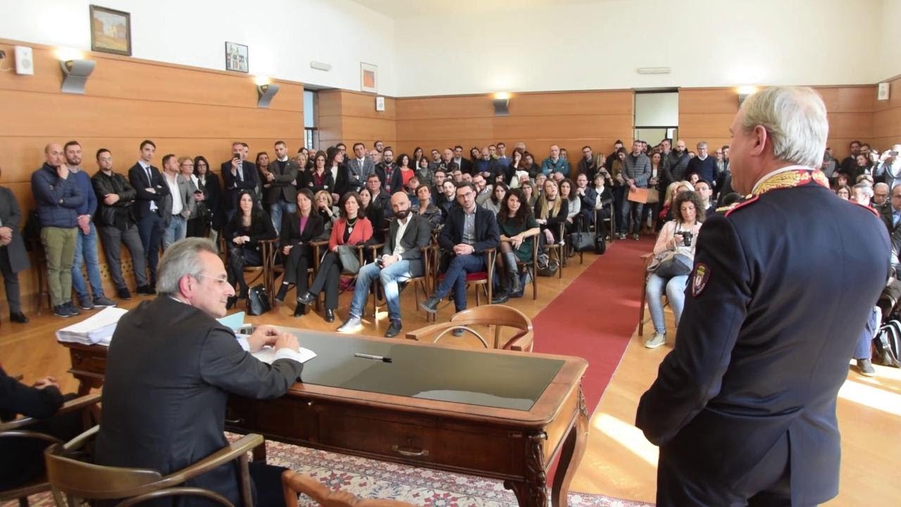 Al Comune di Bari la carica dei 100 nuovi assunti: "Finalmente il posto fisso"