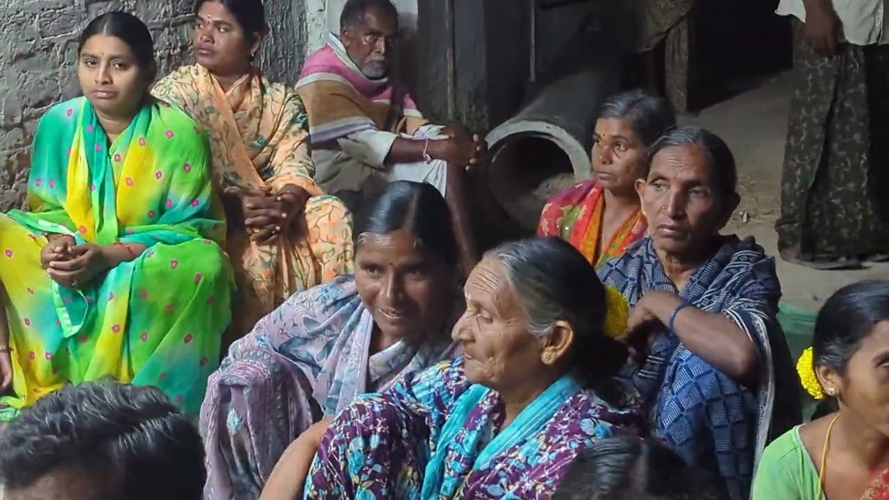 ప్రకాశంజిల్లా కురిచేడుమండలం(త్రిపురాంతకందగ్గర)కాశిపురంగ్రామం రామాలయంలో రామకుటుబం రామతత్త్వంపైప్రవచనం