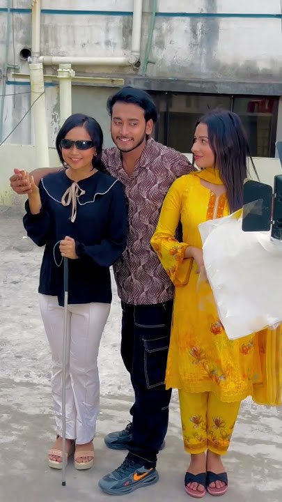 বড়লোক বউ চাই নাটক দেখেছেন..😜 #mirazkhan - YouTube