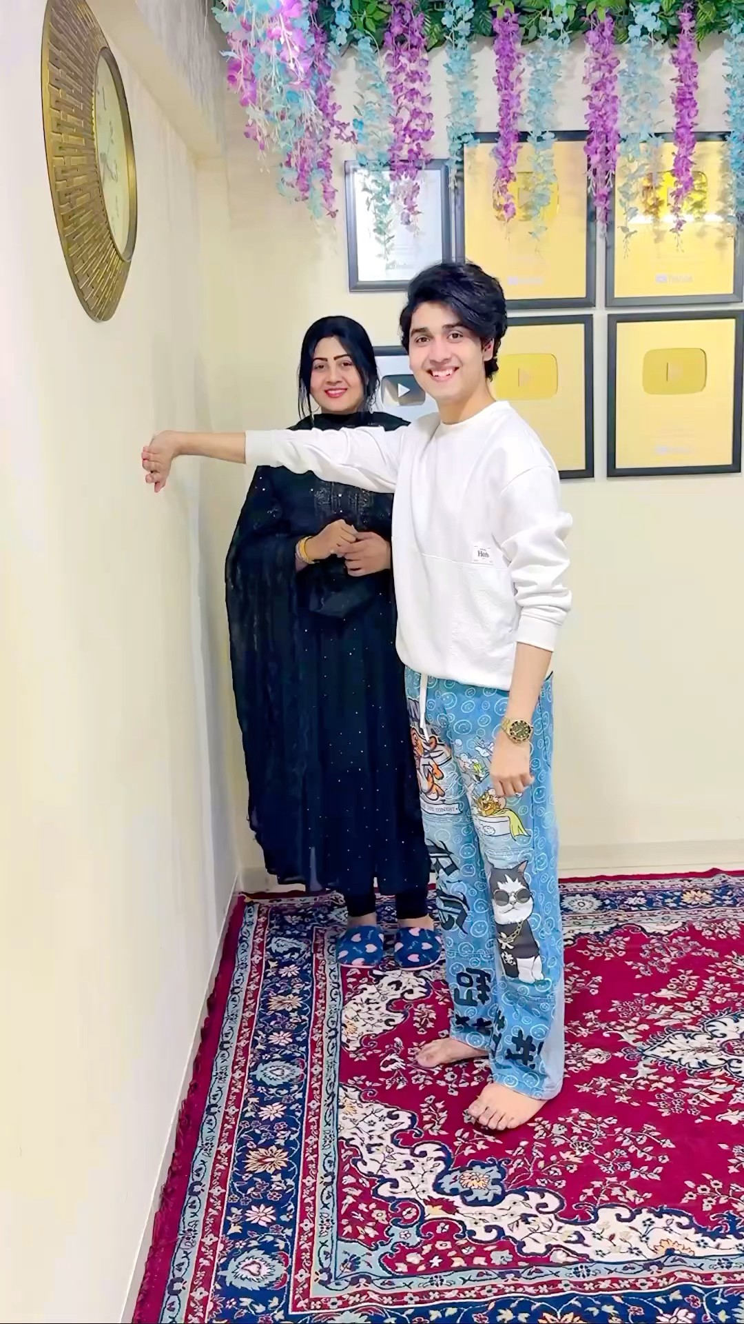 Wall hand Trick?? #zidaanshahidaly #motherson #shorts