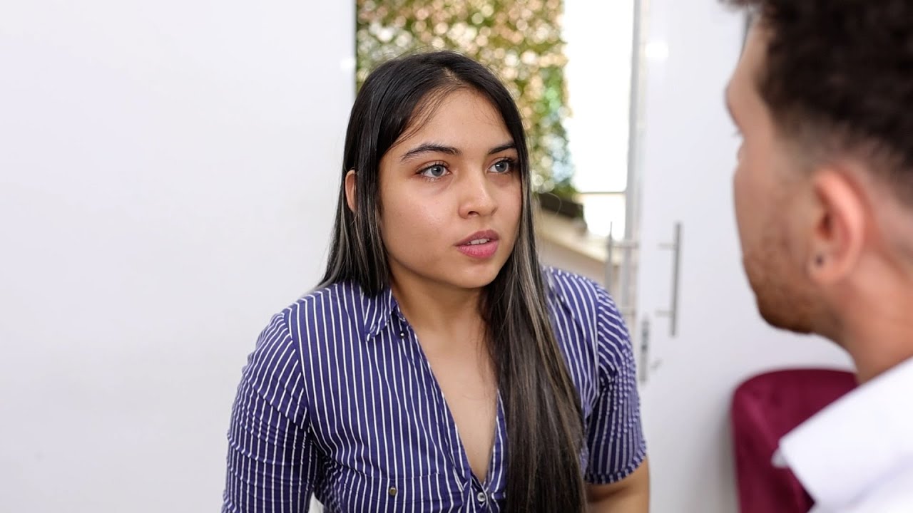 ASCENDÍAN A SUS COMPAÑERAS PERO A ELLA NO Y TOMO ESTA DECISIÓN. 💥Secretos de Vida💥