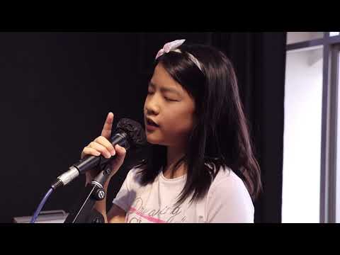 Jocelyn Tan Hui Ting 【怎麼了 What's Wrong】Eric 周興哲