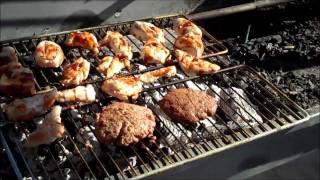 Rooftop BBQ (Paros Video Blog): Athena Study Abroad(Athena Study Abroad student Mallory Mellott is spending the semester on Paros Island, Greece. This video shows Mallory and her friends on the apartment ..., 2010-12-14T22:14:08.000Z)