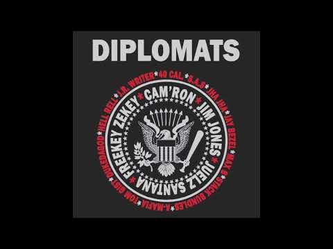 Putar Hot Mess - Cam'ron