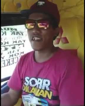 Story' wa'''''Sam Tedy supir di lawan