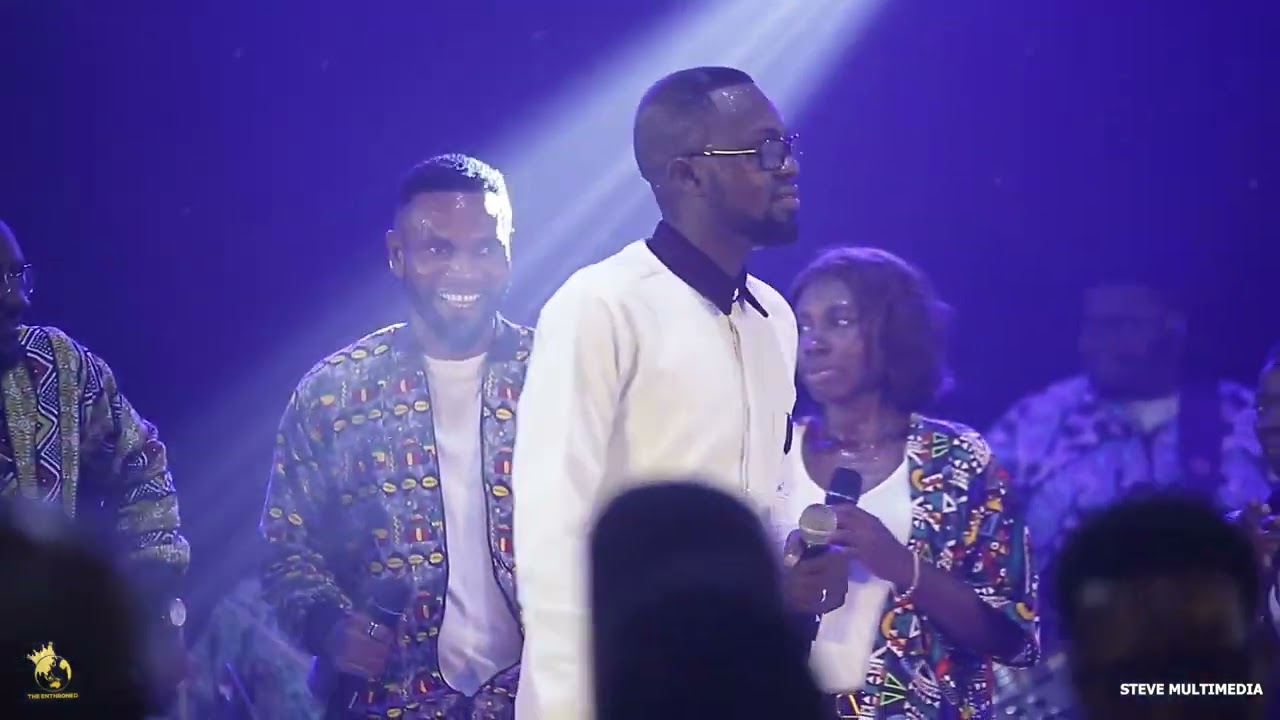 Praise Ascend - Elvis Miracle