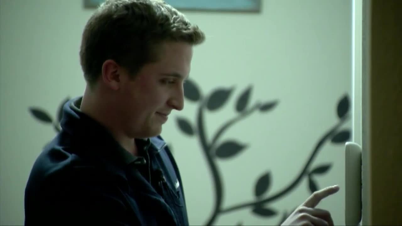 Caught on cam: Surprise ding dong ditcher in Alaska