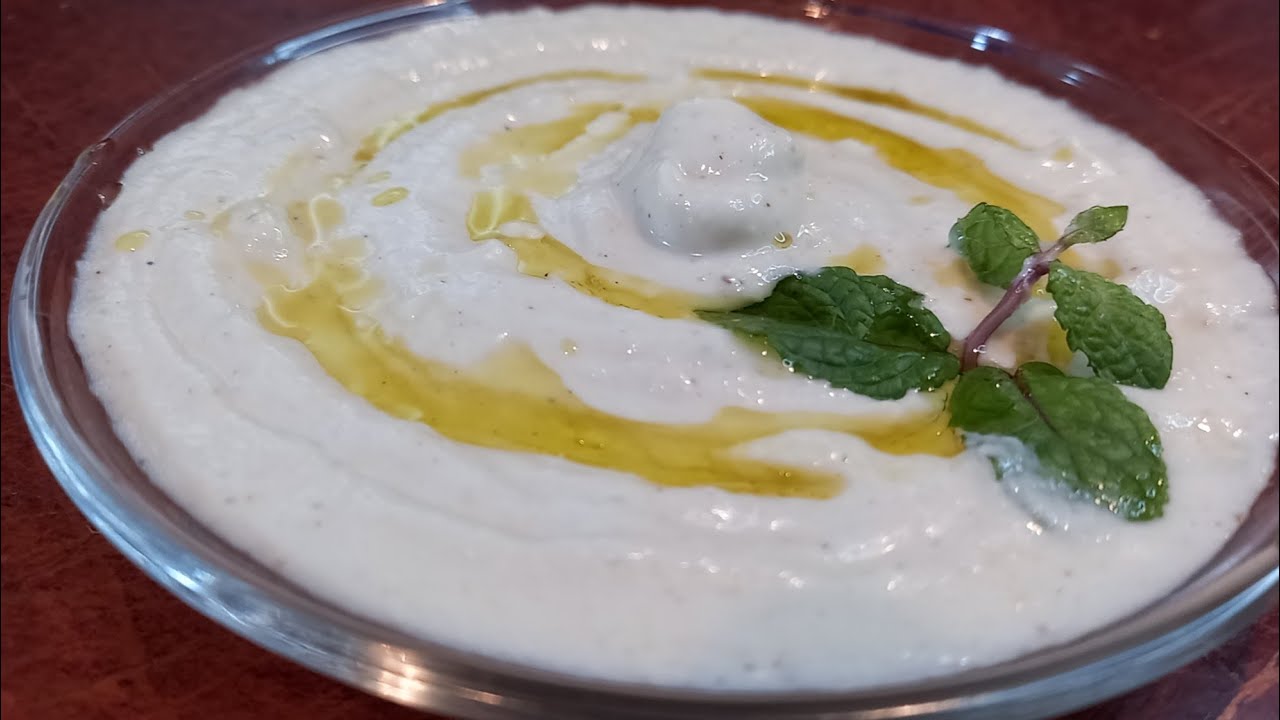 Garlic Sauce / Arabic Garlic Sauce / Lebanese Garlic Sauce / Garlic Sauce Recipe / लहसुन की चटनी