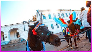 Влог: Аня и Вика на Прогулке по Суздалю🌈 Катание на Лошадях