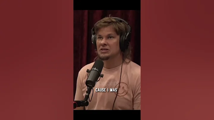Theo Von on Having a Kid 😂😂#theovon  #theovonclips #jre  #jreclips  #fyp  #foryoupage   #podcast