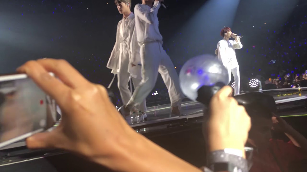 [FANCAM/직캠] 180909 BTS LOVE YOURSELF TOUR DAY 4 IN LA - I Need U + Run