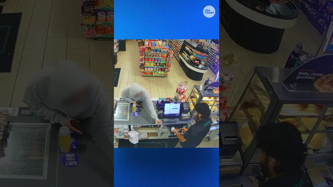 Armed 7-Eleven robber tells cashier to 'have a good night' 