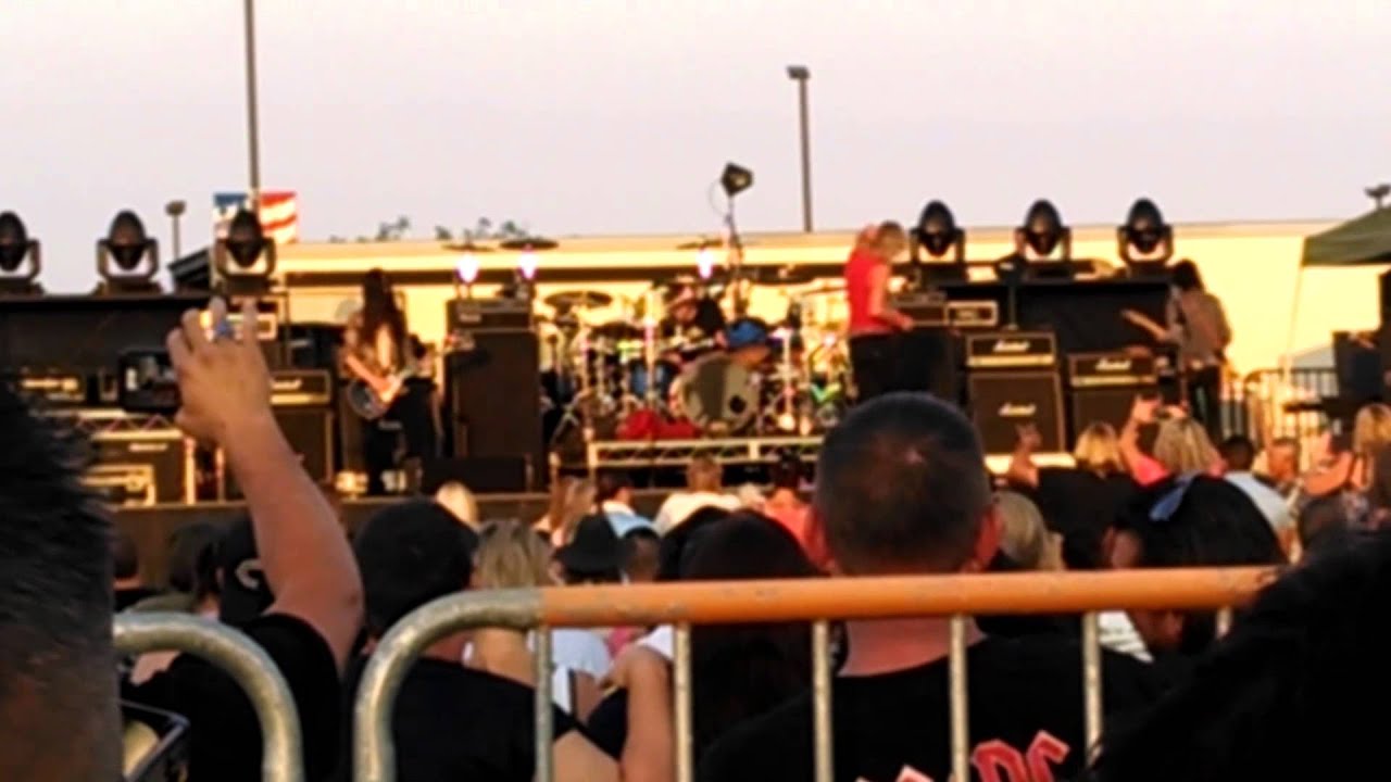 Kix @ Tachi Palace - Lemoore, CA (7-31-2014)