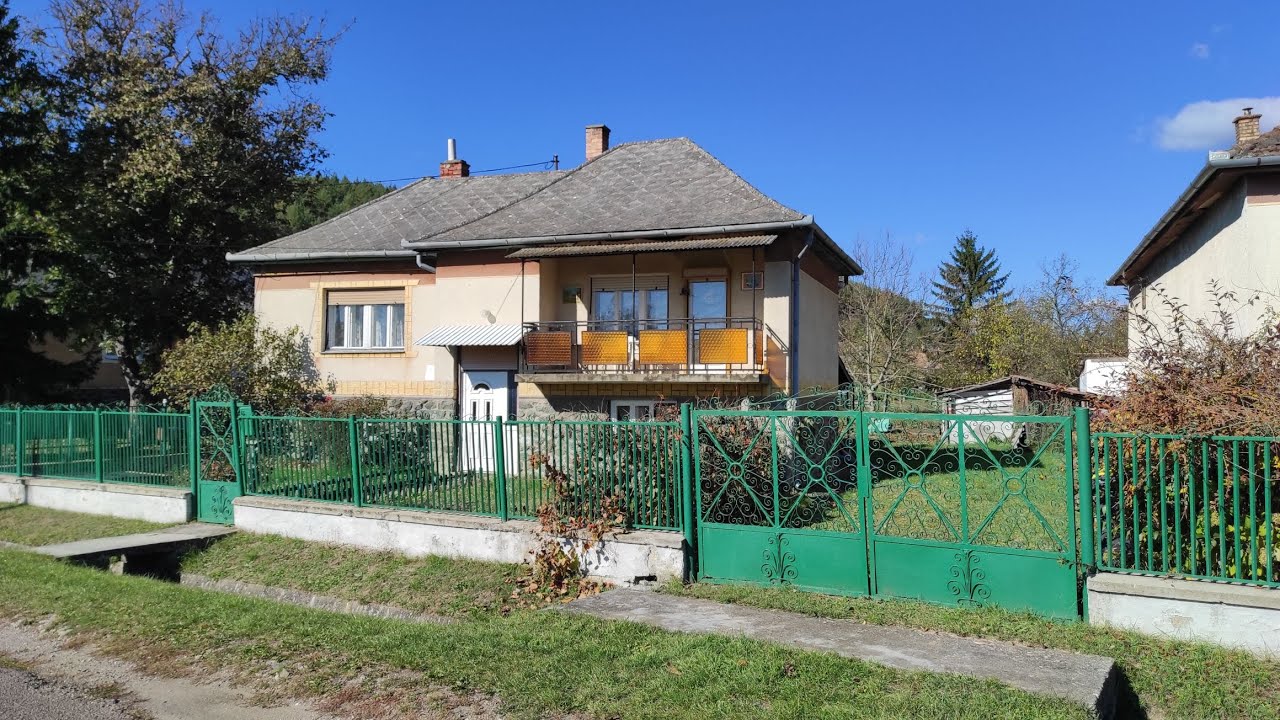 Egerbocs, Anna utcában eladó 87nm-es családi ház. Részletek a leírásban...