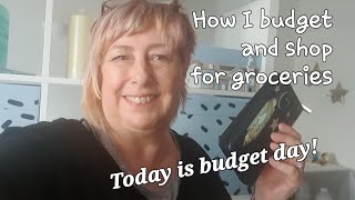 Budget and grocery shop day!