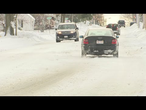 Video: Winter Is Here - en deze app zal je helpen geld te verdienen met sneeuwruimen