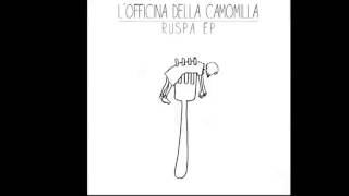 L'officina della camomilla - Una lunga serie di colazioni sotto un mandorlo chords