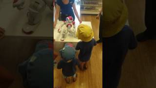 A NAO Robot visited the Brisbane Square Library, Australia 12-12-2016