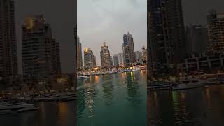 Вечерняя прогулка на яхте по Дубай Марине. #иринатруфанова #дубай #оаэ #отдых