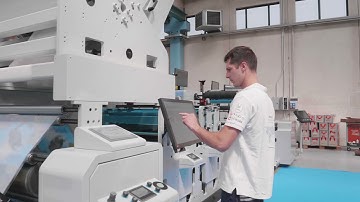 The Invicta i1 670 model