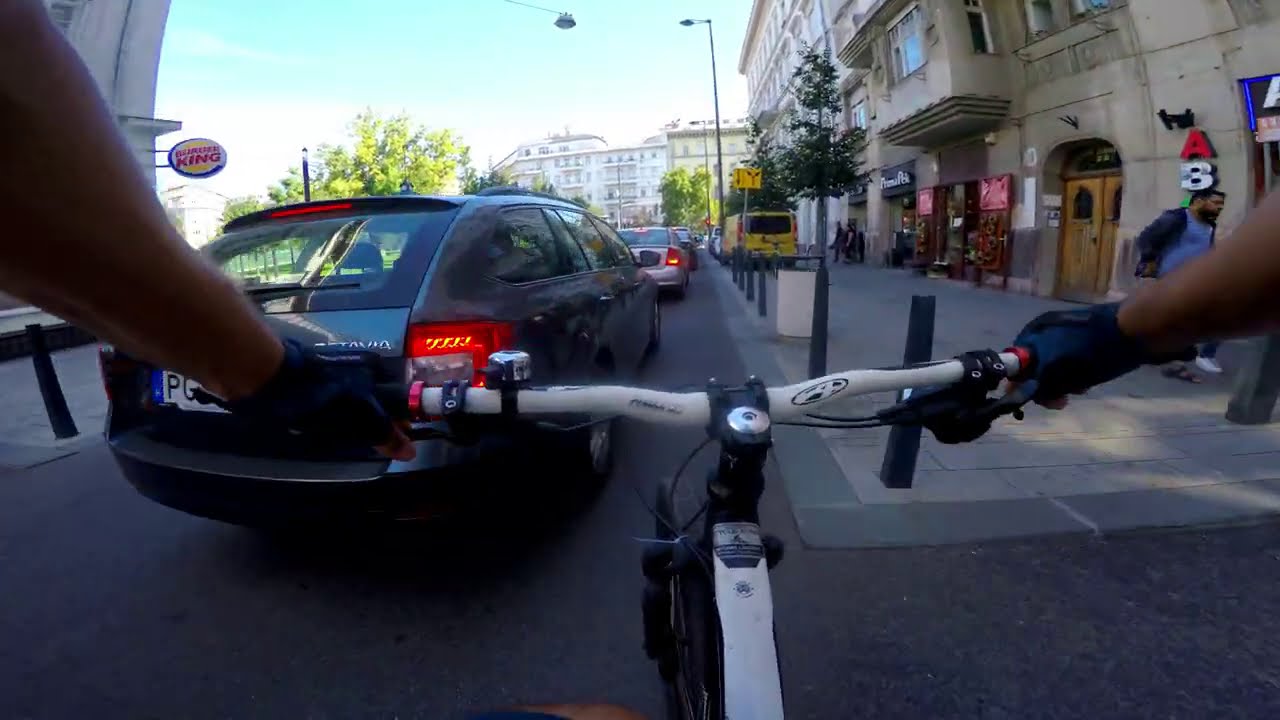 Wolt futárpercek hétfő 18cím pár órában