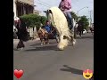 يا موج خدني معك يا بحر غريقني