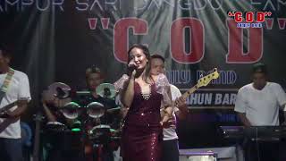 Mengejar Badai Vocal Amoy COD Family Band