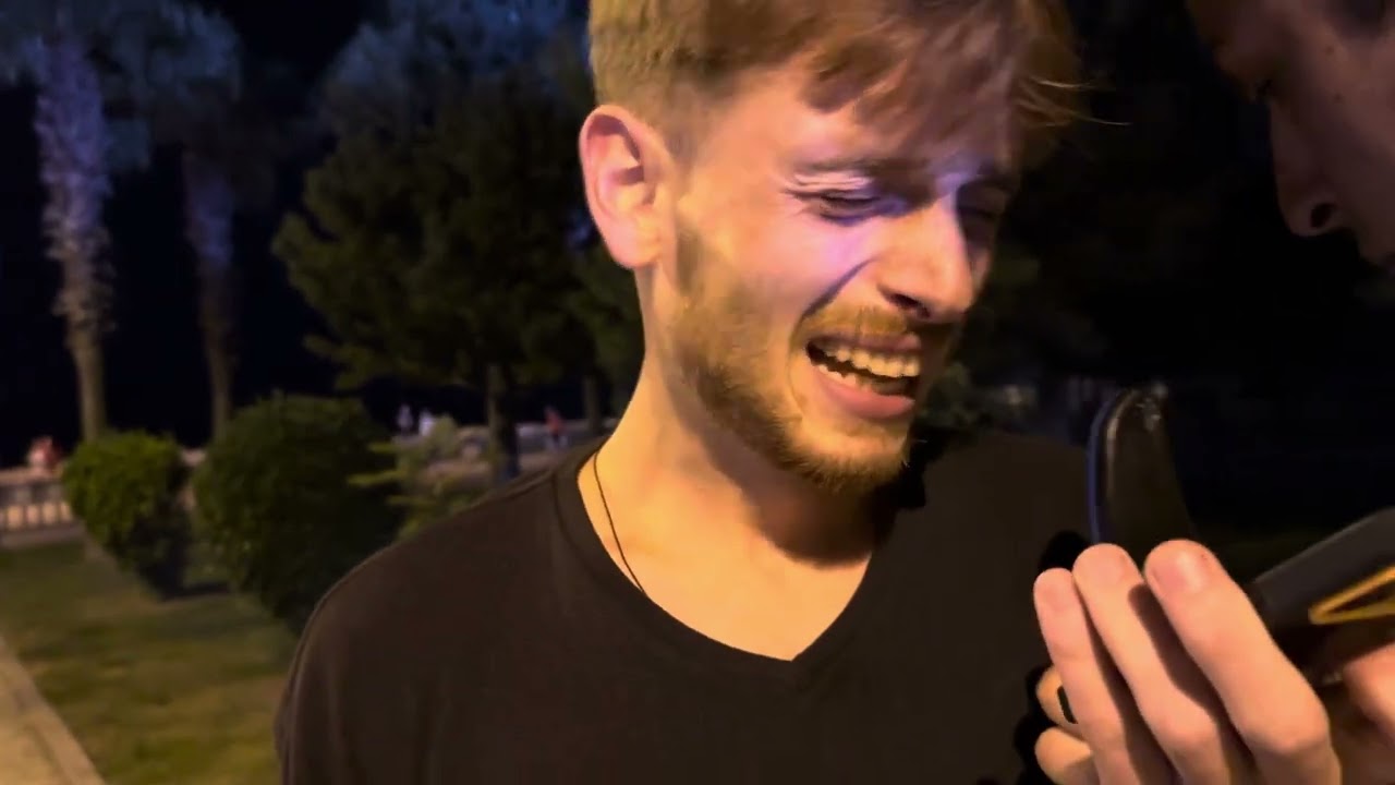 ხოფა TV ბათუმის ქუჩებში