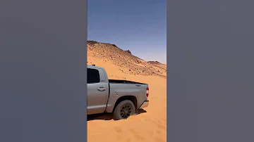 شوف سيارات التويوتا التاندر بتعمل ايه فى الصحراء سيارات محركات اكسبلور تفحيط السيارات الجديدة 